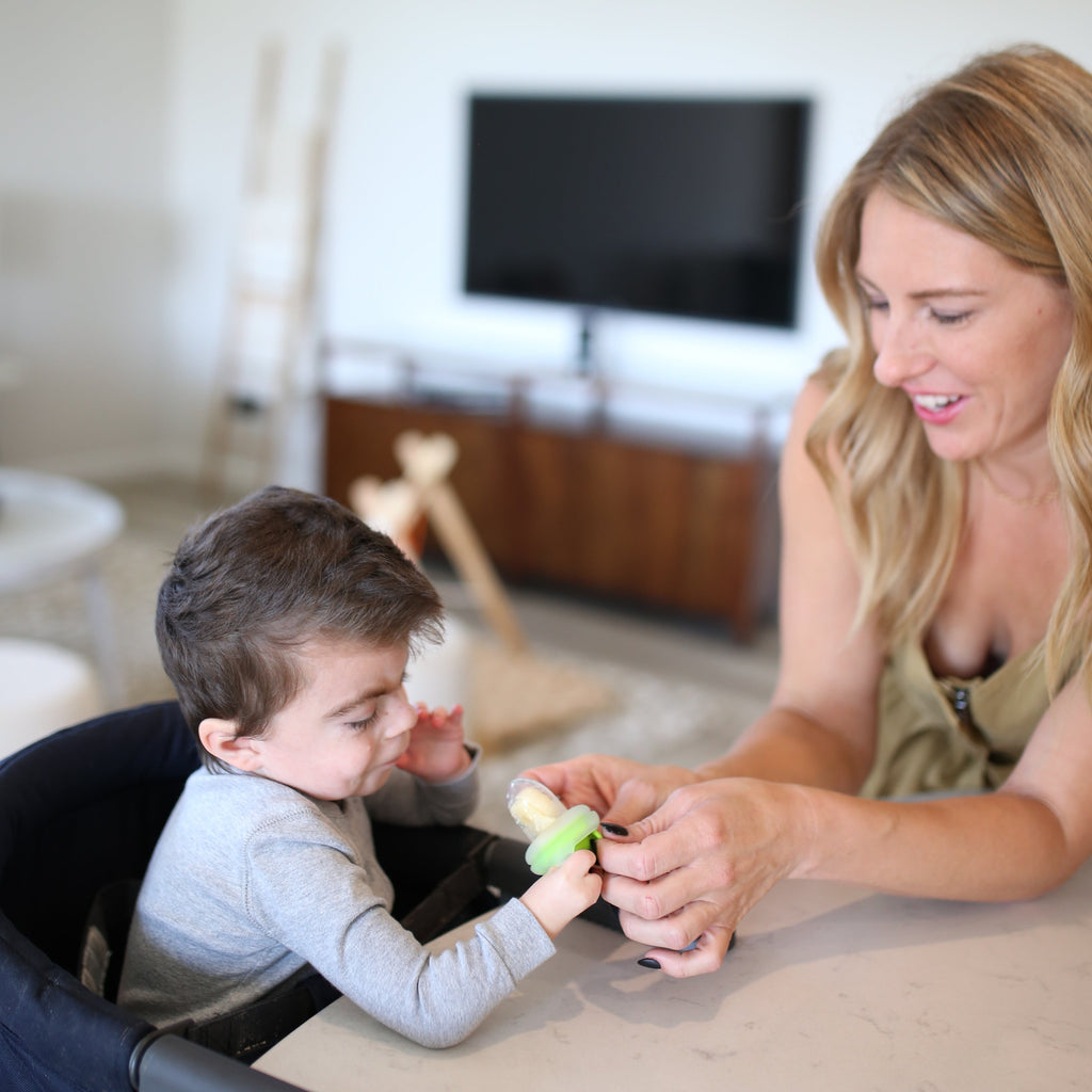 Teething feeder